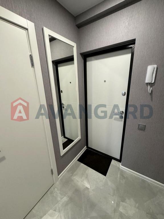 1 ��. ��������, 37/25/8 ��. �., 7/9 ������ ���� 4