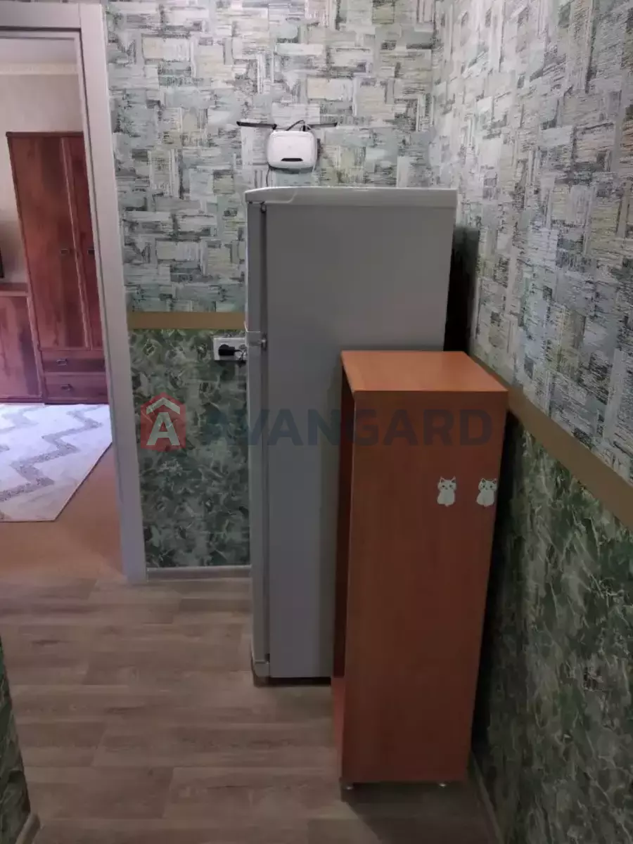 1 ��. ��������, 32/18/6 ��. �., 3/5 ������ ���� 11