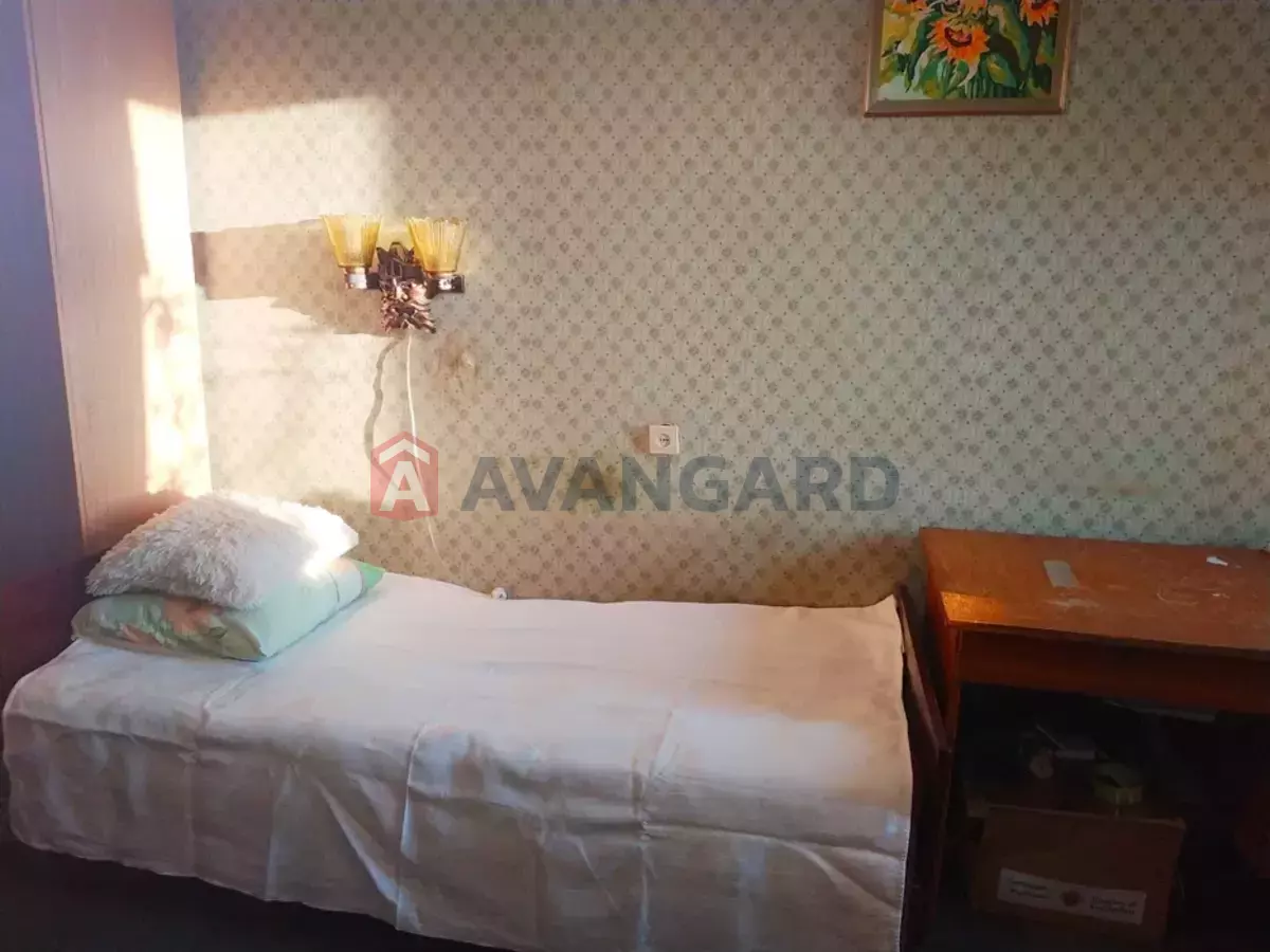 2 ��. ��������, 31/-/5 ��. �., 5/5 ������ ���� 4