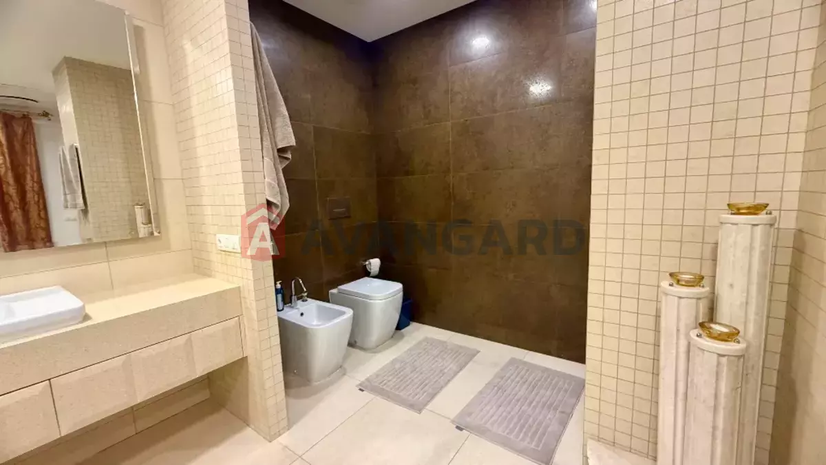 2 ����. ��������, 107/-/- ��. �., 16/17 ���� ���� 8