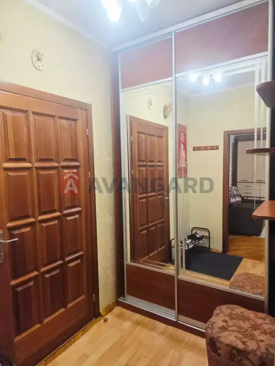 1 ��. ��������, 52/20/11 ��. �., 7/10 ������ ���� 16