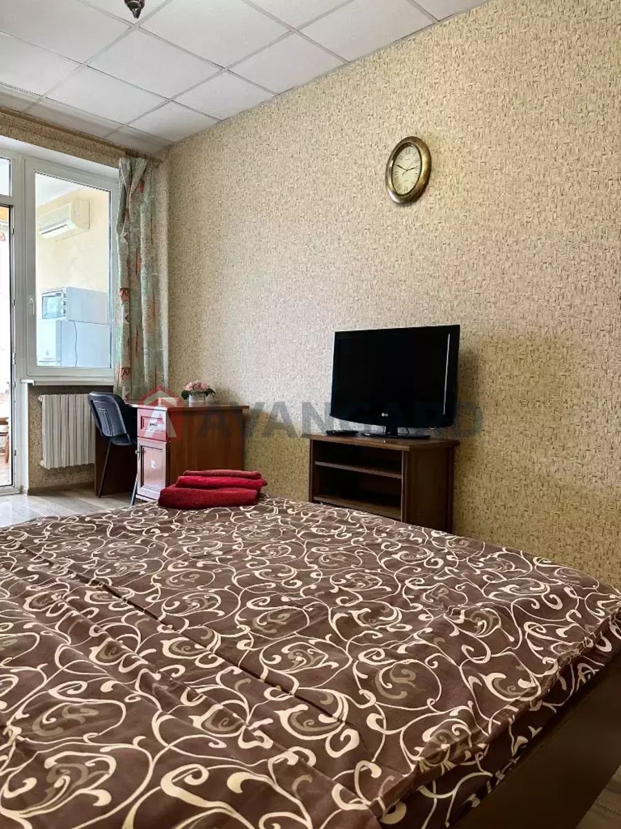 1 ��. ��������, 30/-/10 ��. �., 8/16 ������ ���� 7