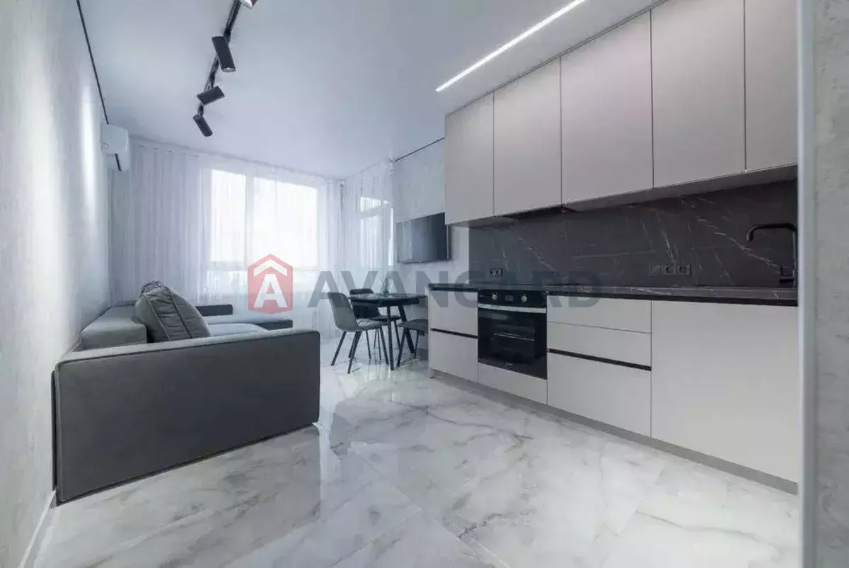 2 ����. ��������, 50/-/5 ��. �., 22/31 ���� ���� 8