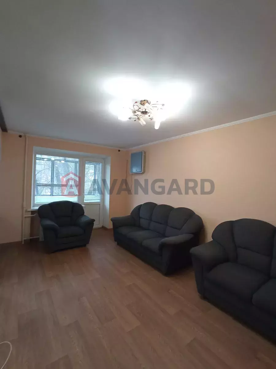 3 ��. ��������, 58/-/10 ��. �., 3/5 ������ ���� 5