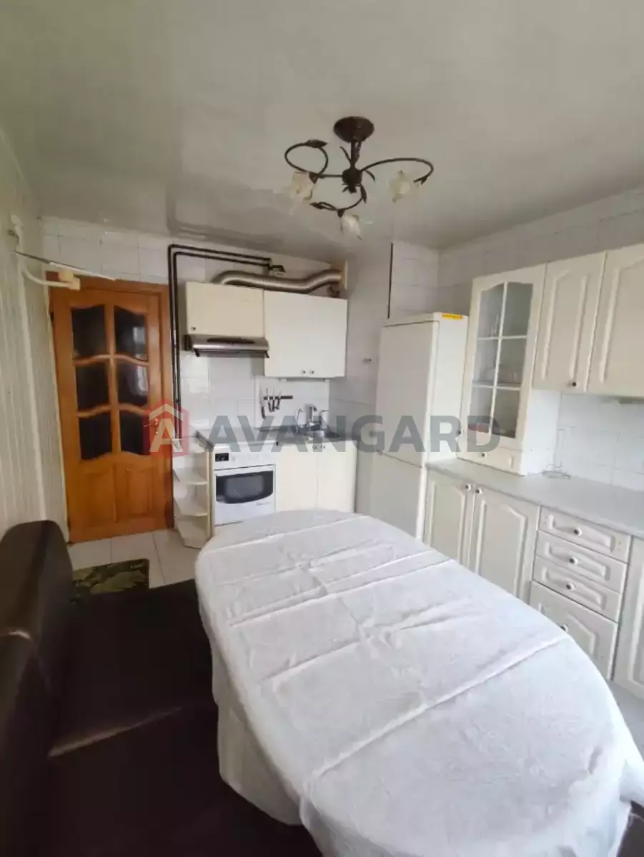 2 ����. ��������, 43/28/10 ��. �., 9/9 ���� ���� 5