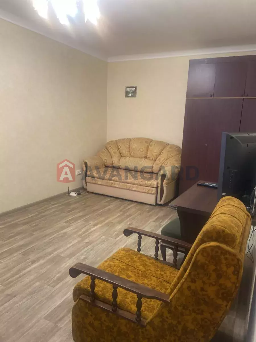 1 ��. ��������, 35/-/6 ��. �., 3/5 ������ ���� 3