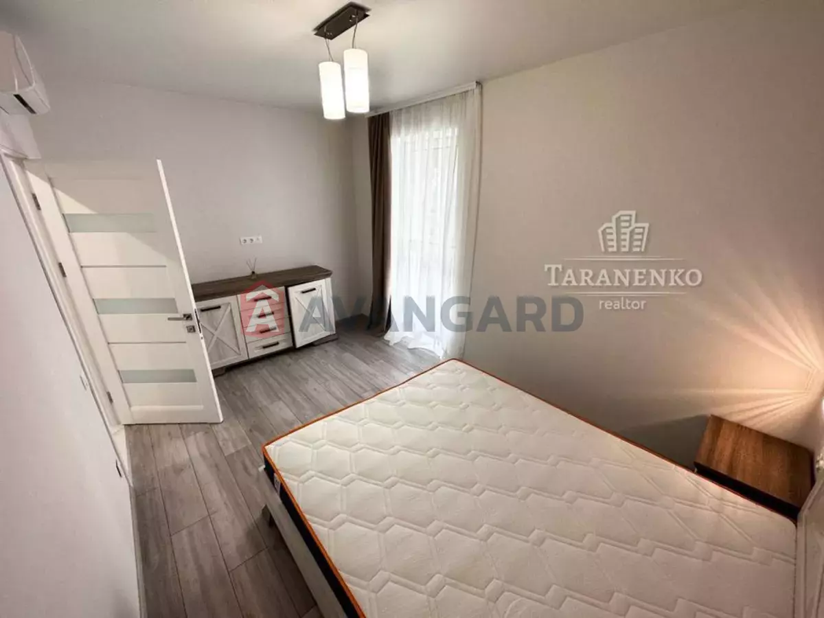 2 ��. ��������, 54/-/20 ��. �., 6/10 ������ ���� 6