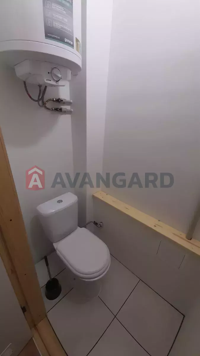 1 ��. ��������, 17/-/8 ��. �., 2/5 ������ ���� 9