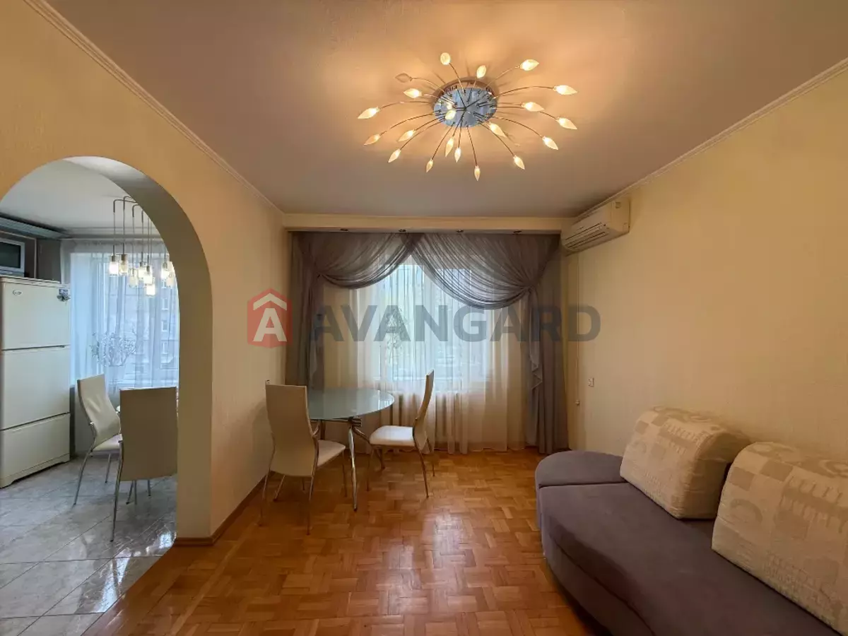 3 ��. ��������, 72/40/9 ��. �., 3/9 ������ ���� 24