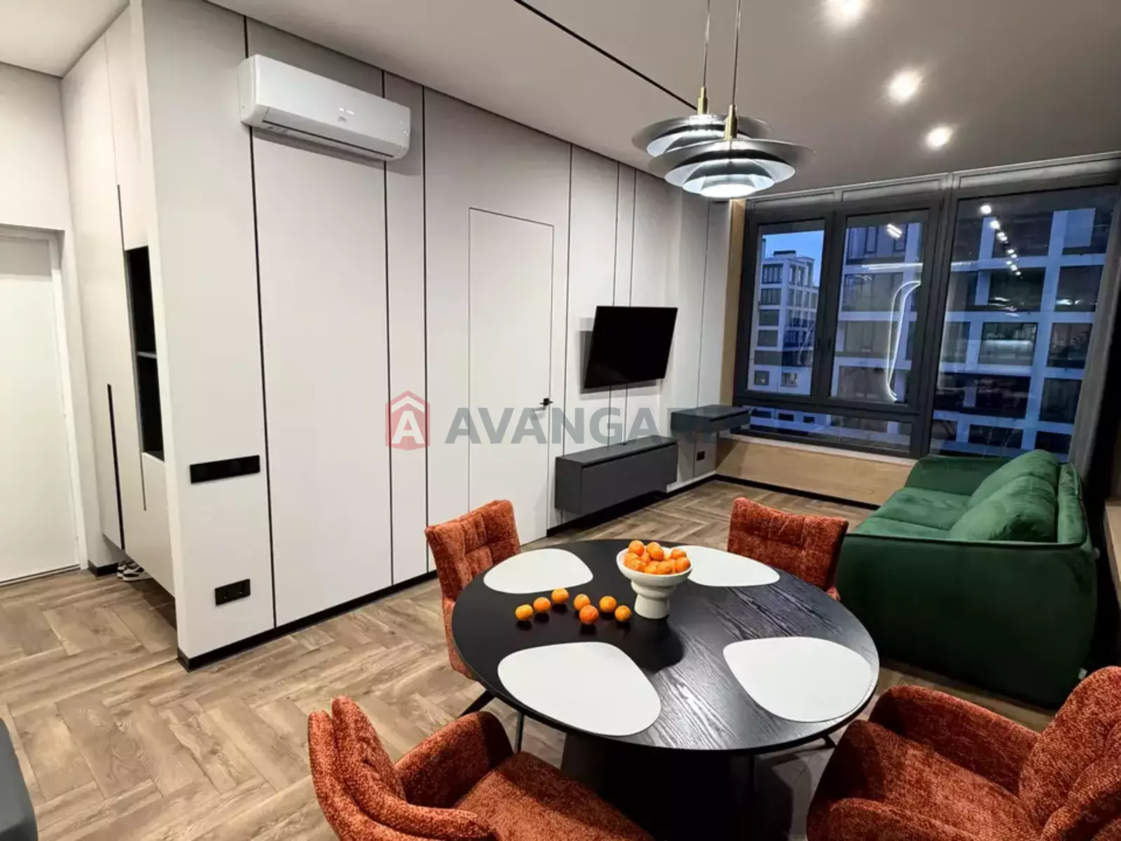 2 ��. ��������, 50/20/20 ��. �., 6/8 ������ ���� 9