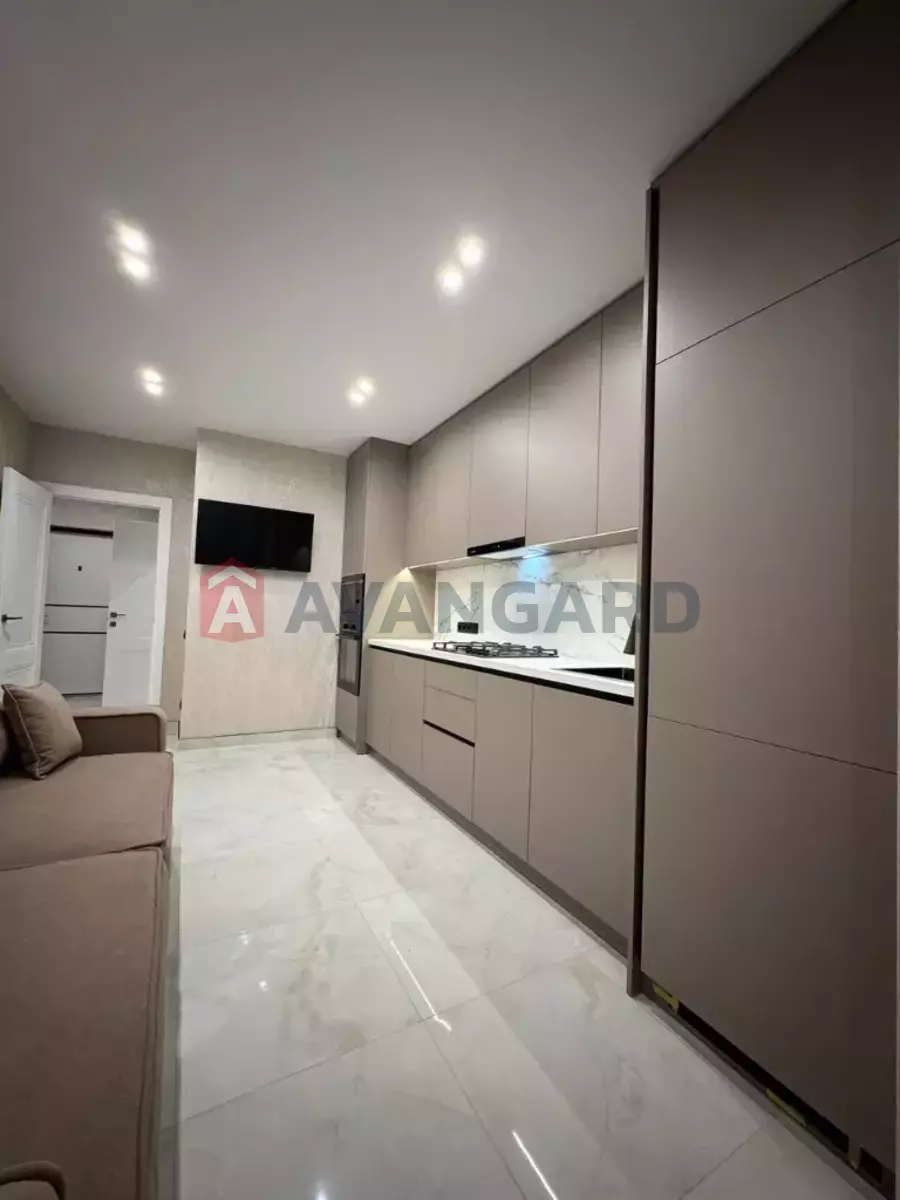 2 ��. ��������, 45/-/- ��. �., 8/10 ������ ���� 5