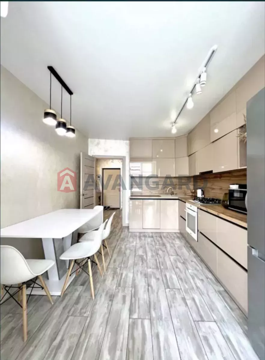 2 ��. ��������, 45/-/16 ��. �., 4/10 ������ ���� 1