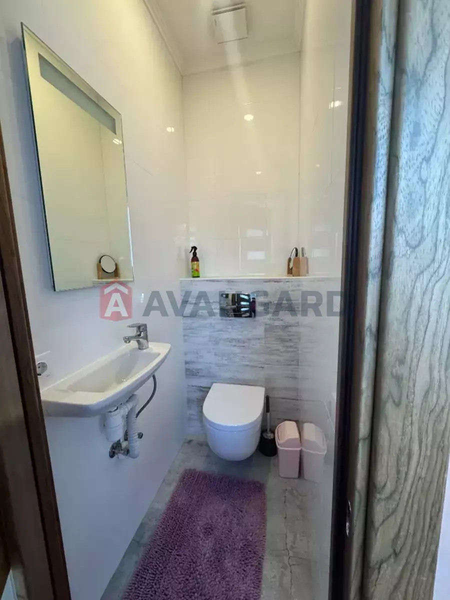 3 ��. ��������, 64/40/15 ��. �., 6/9 ������ ���� 13