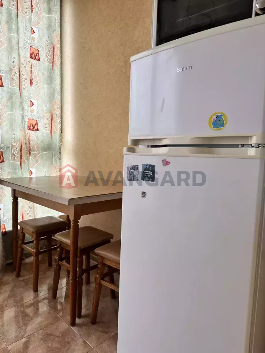 1 ��. ��������, 30/-/10 ��. �., 8/16 ������ ���� 18