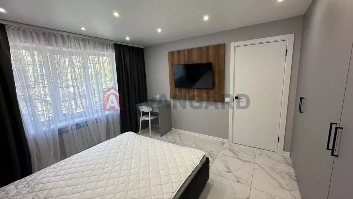 1 . , 30/-/5 . ., 1/9   2