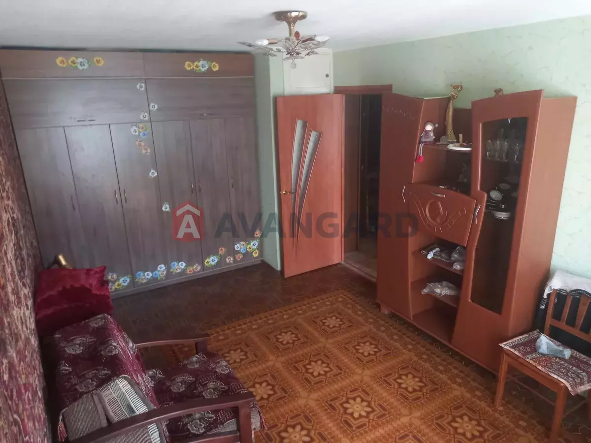 1 ��. ��������, 32/-/12 ��. �., 4/5 ������ ���� 1