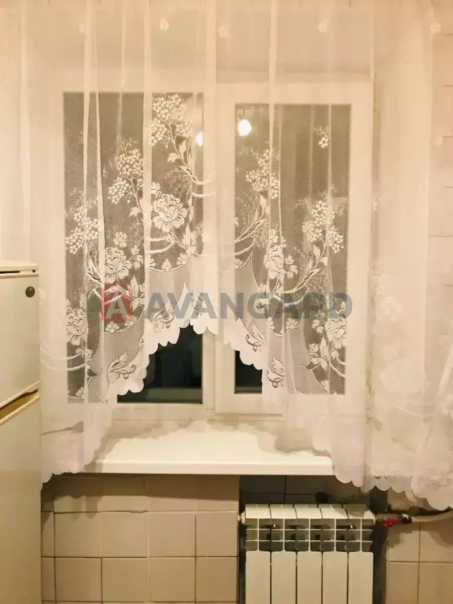 2 ��. ��������, 43/-/- ��. �., 3/4 ������ ���� 6