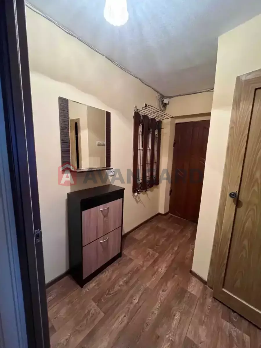 2 ��. ��������, 43/-/- ��. �., 3/4 ������ ���� 3