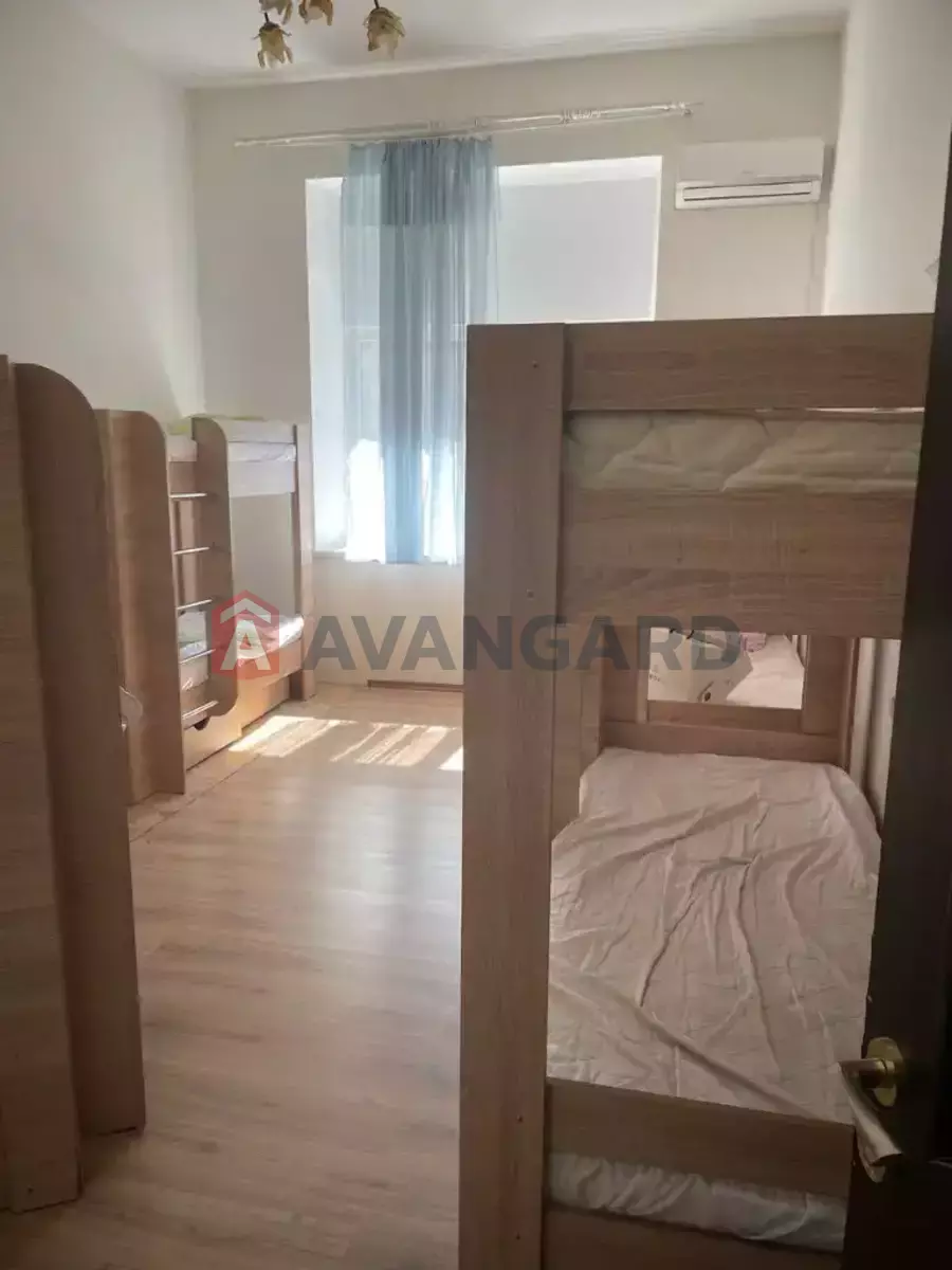 5 ��. ��������, 187/124/10 ��. �., 3/3 ������ ���� 5