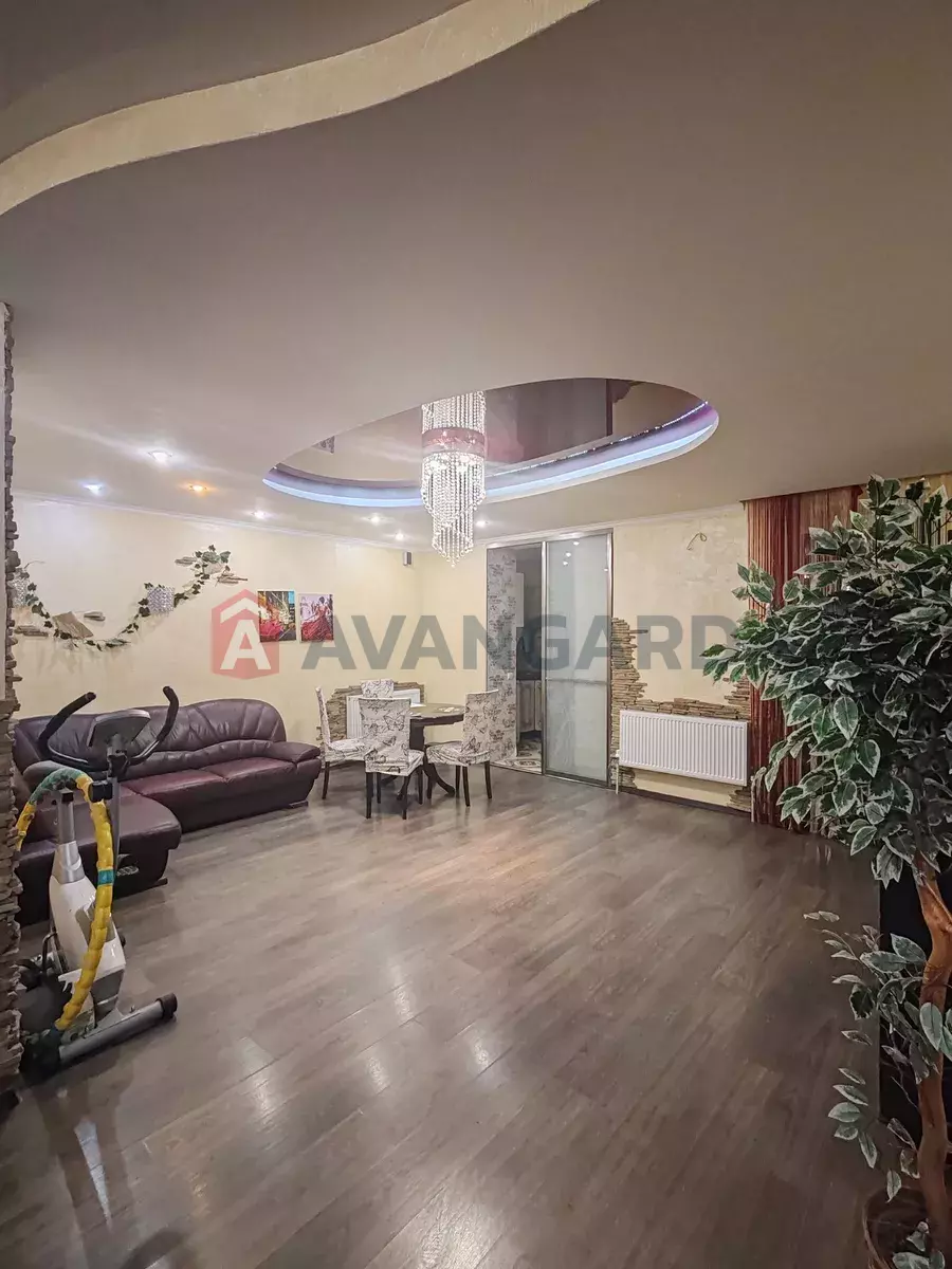 4 ����. ��������, 101/-/9 ��. �., 6/17 ���� ���� 4