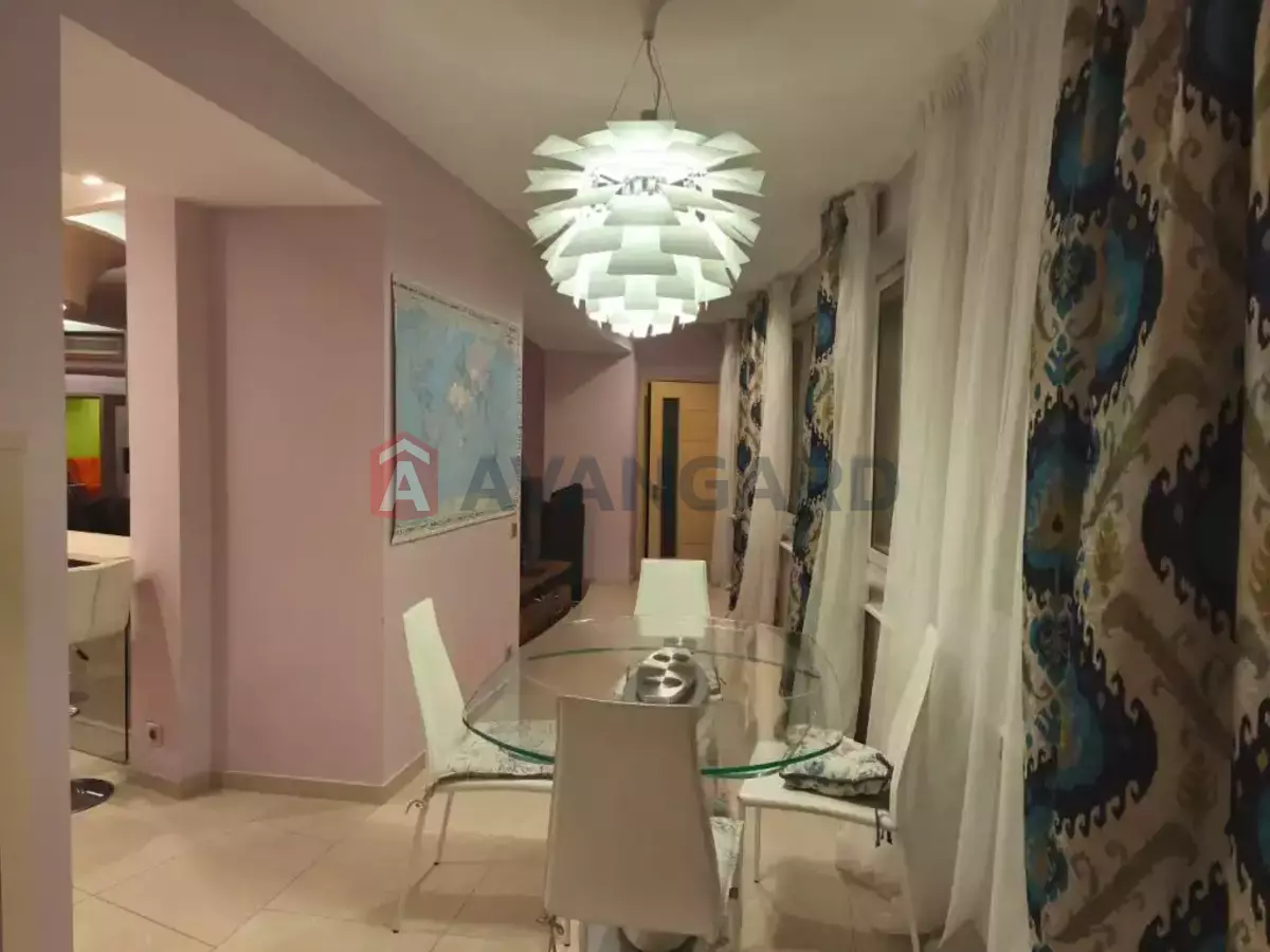 4 ��. ��������, 240/140/25 ��. �., 6/13 ������ ���� 9