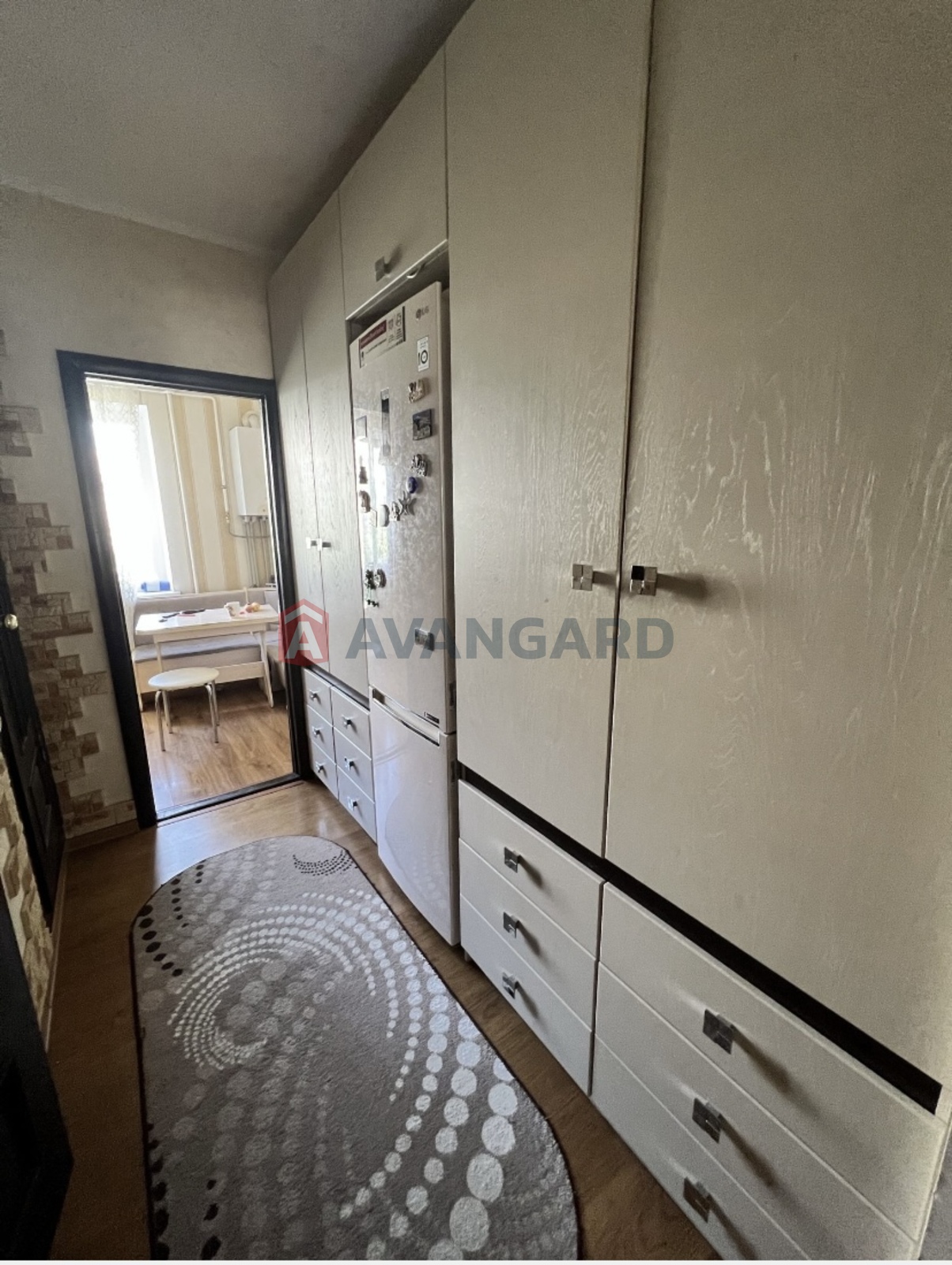 3 ��. ��������, 74/60/8 ��. �., 5/10 ������ ���� 13