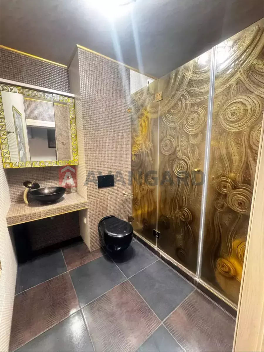 3 ��. ��������, 100/-/- ��. �., 2/16 ������ ���� 11