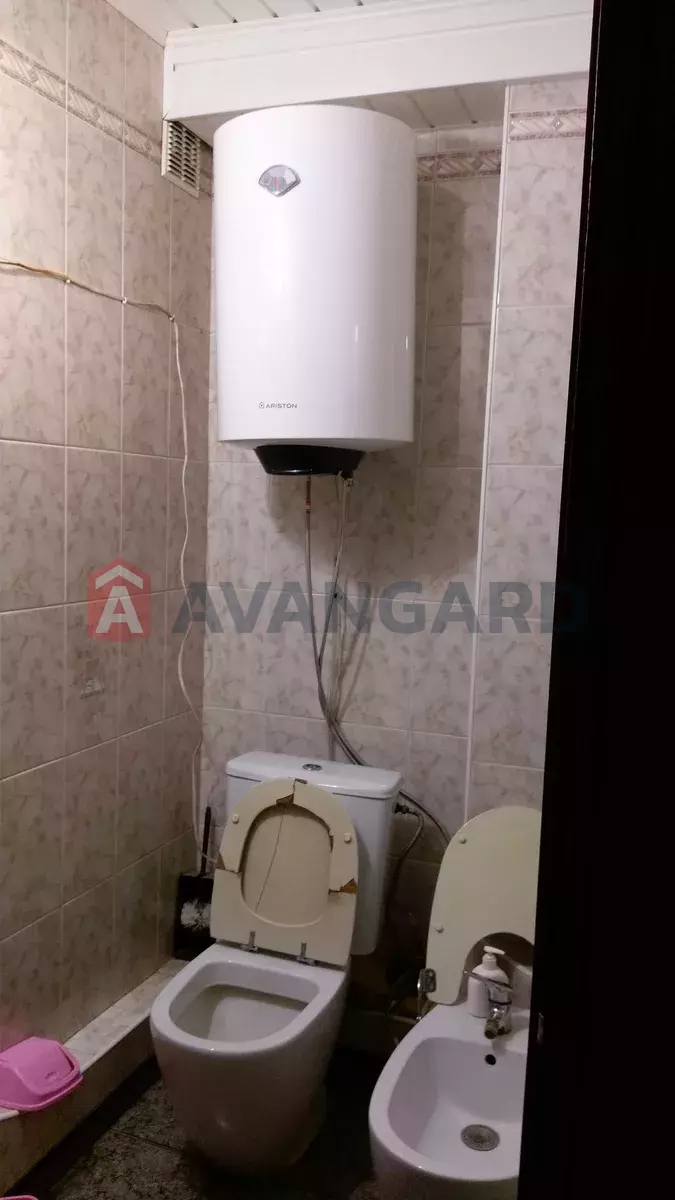 3 ����. ��������, 70/-/15 ��. �., 12/12 ���� ���� 6