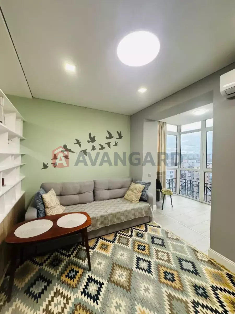 1 ��. ��������, 42/20/15 ��. �., 11/12 ������ ���� 2