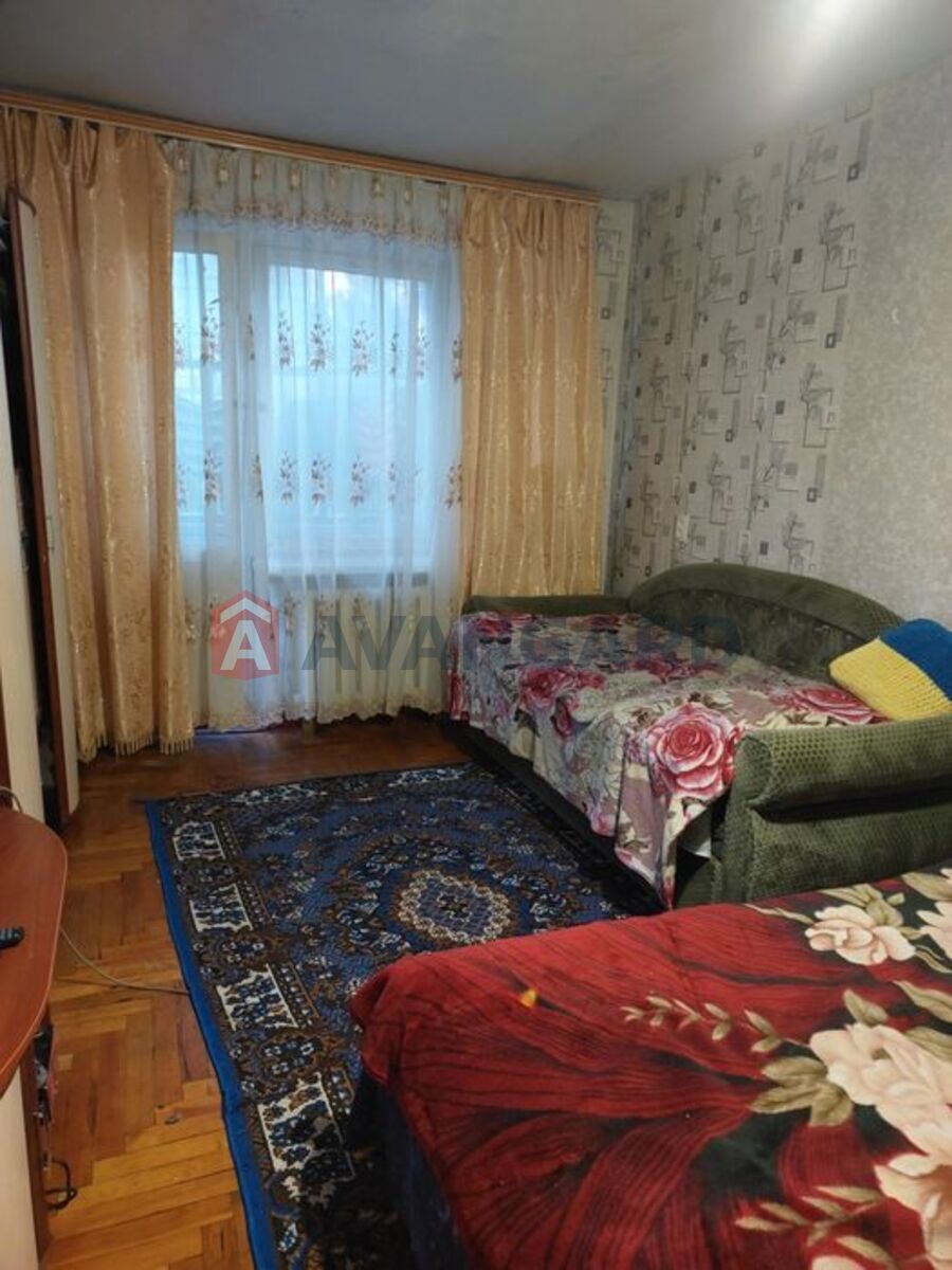 1 . , 18/-/9 . ., 4/5   1