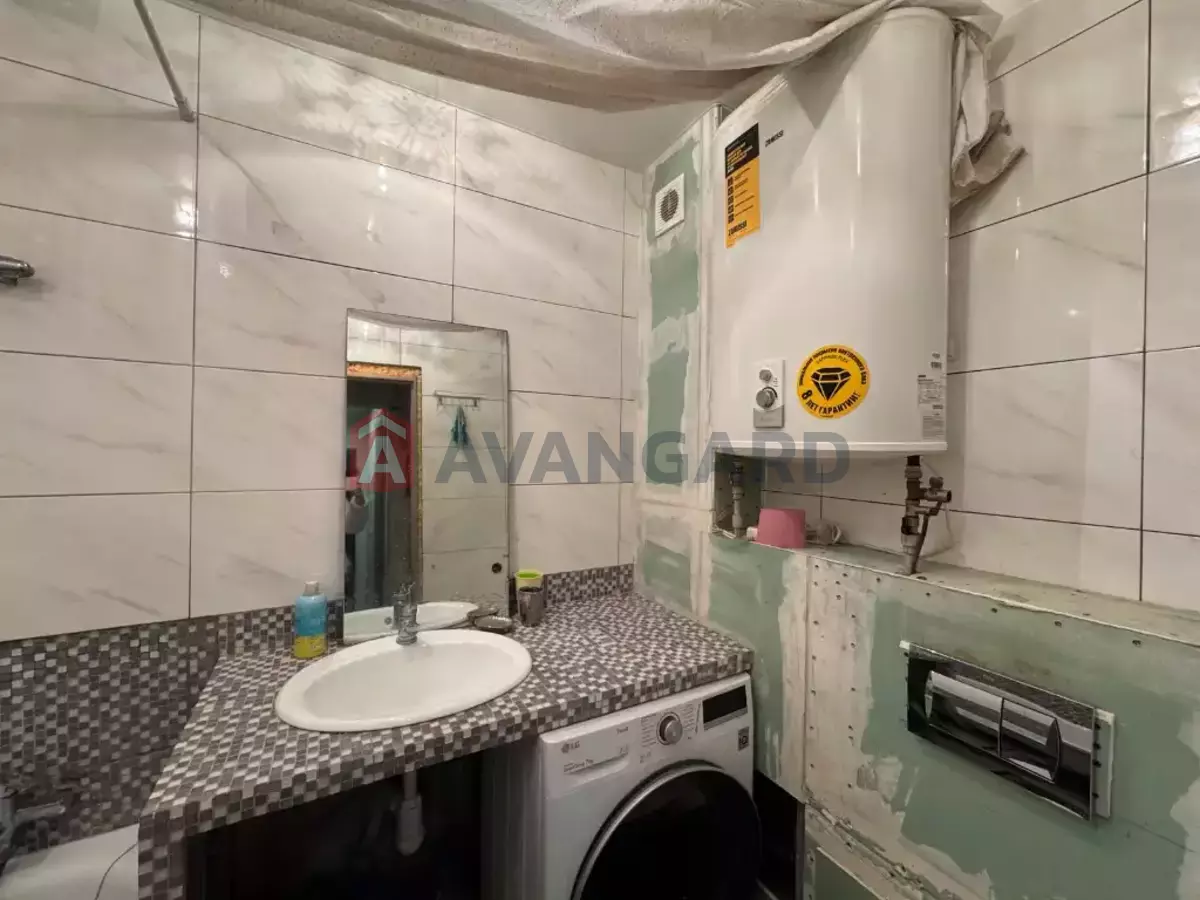 2 . , 45/29/8 . ., 8/9   9