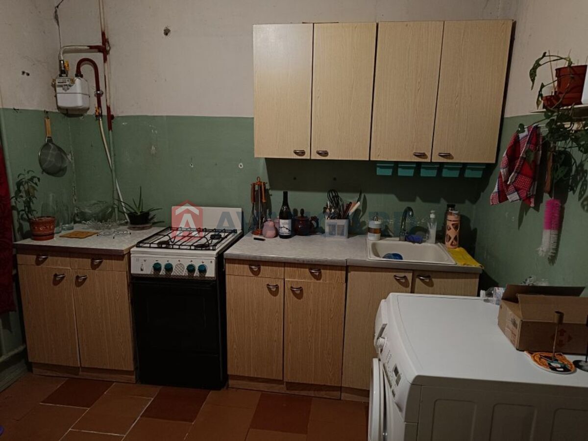 1 ��. ��������, 56/-/7 ��. �., 9/10 ������ ���� 10