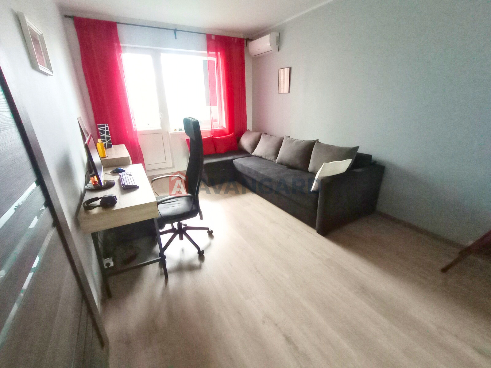 2 кім. квартира, 54/-/6 кв. м., 4/18 поверх фото 3 2 кім. квартира, 54/-/6 кв. м., 4/18 поверх фото 3