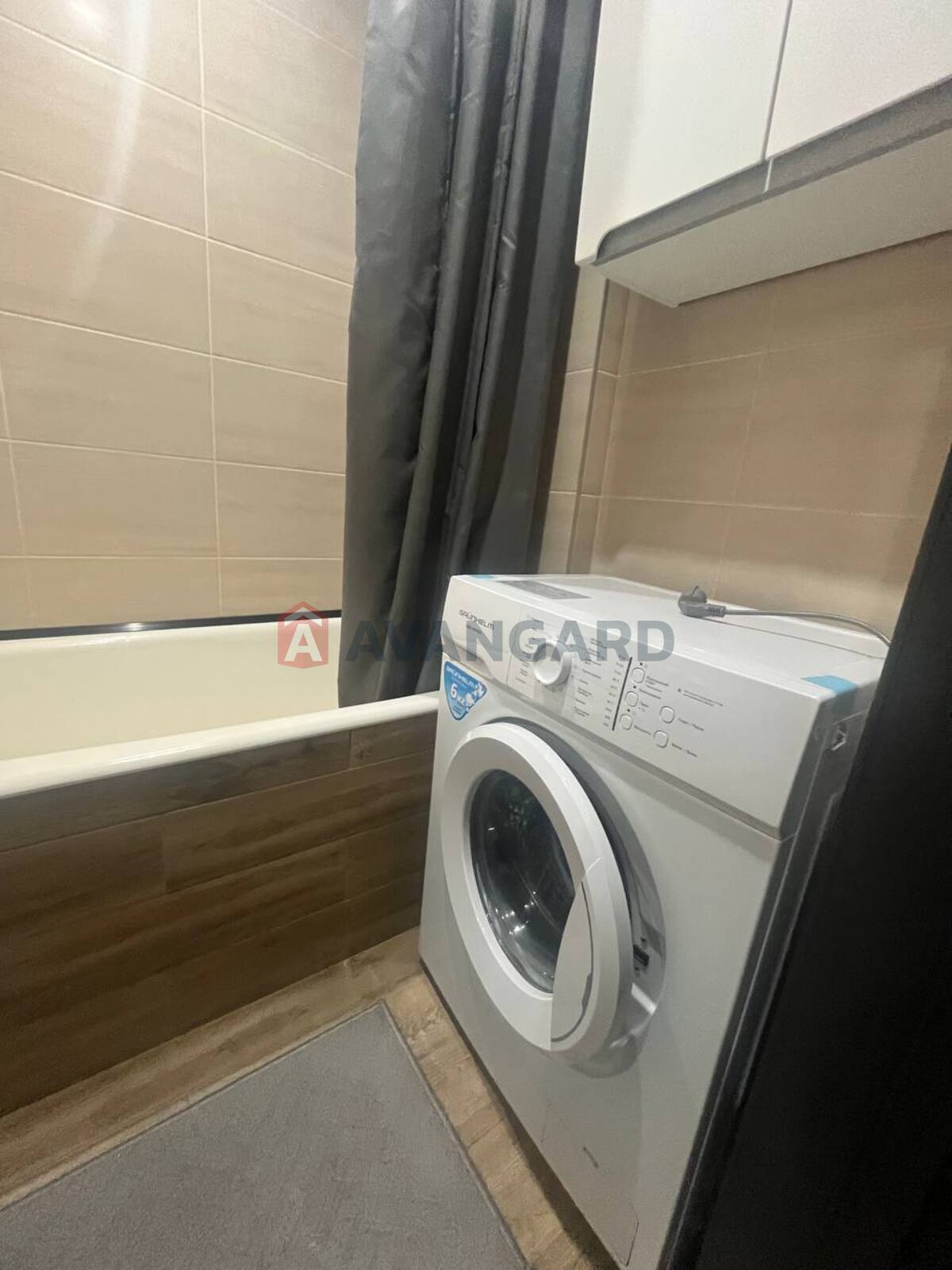 1 ����. ��������, 37/-/- ��. �., 7/9 ���� ���� 11