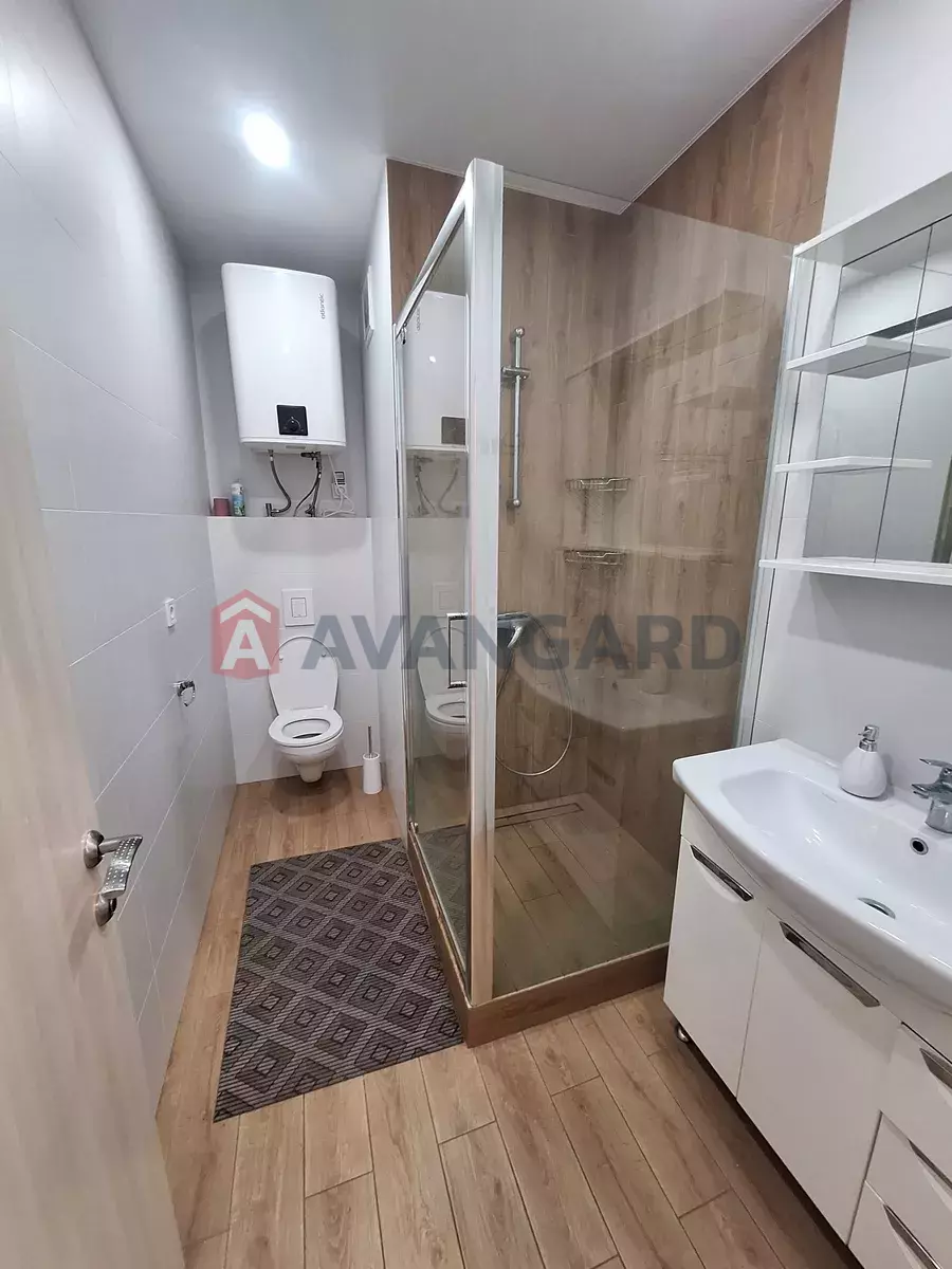 2 ��. ��������, 47/-/18 ��. �., 7/10 ������ ���� 2