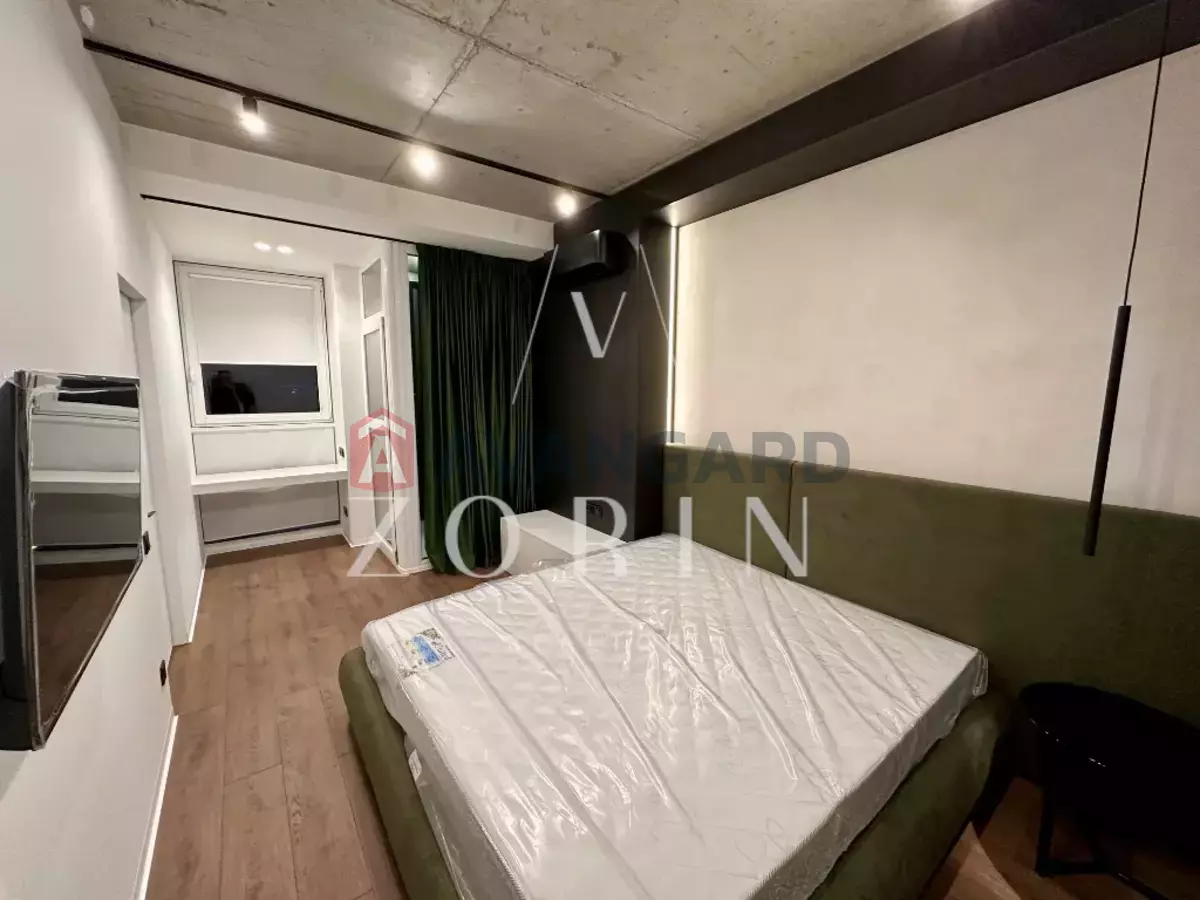 3 ����. ��������, 67/-/19 ��. �., 18/26 ���� ���� 10