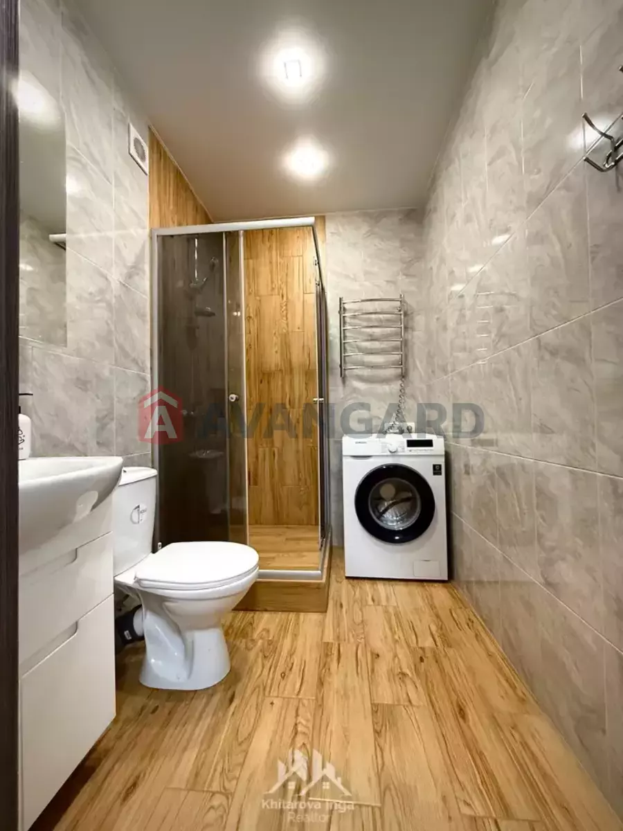 1 ����. ��������, 45/-/- ��. �., 9/10 ���� ���� 6