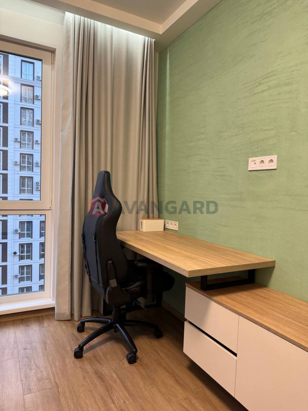 2 ��. ��������, 62/38/16 ��. �., 12/19 ������ ���� 8