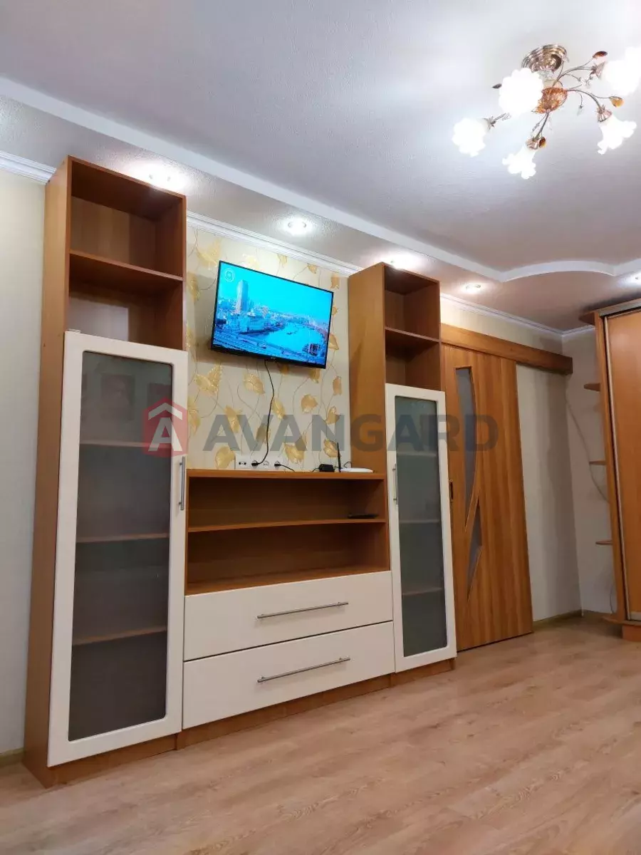 1 ��. ��������, 31/-/6 ��. �., 2/9 ������ ���� 3