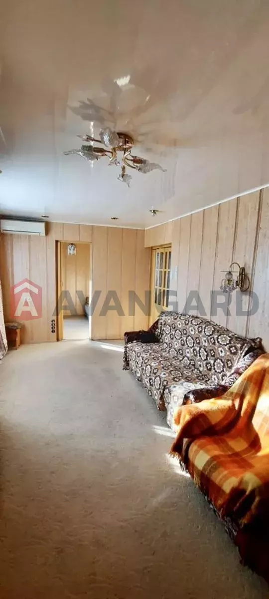 3 ����. ��������, 63/-/8 ��. �., 7/9 ���� ���� 9