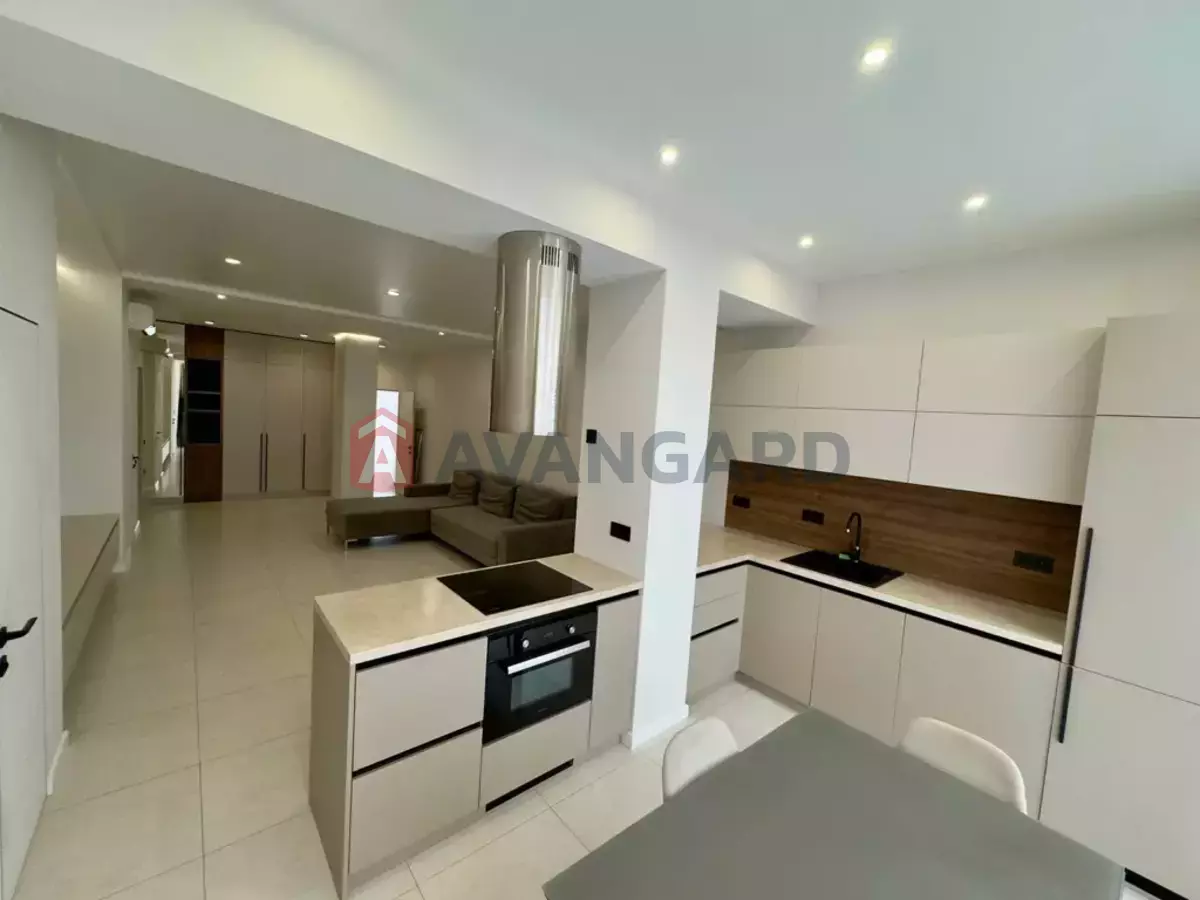 3 ��. ��������, 125/-/20 ��. �., 8/13 ������ ���� 3