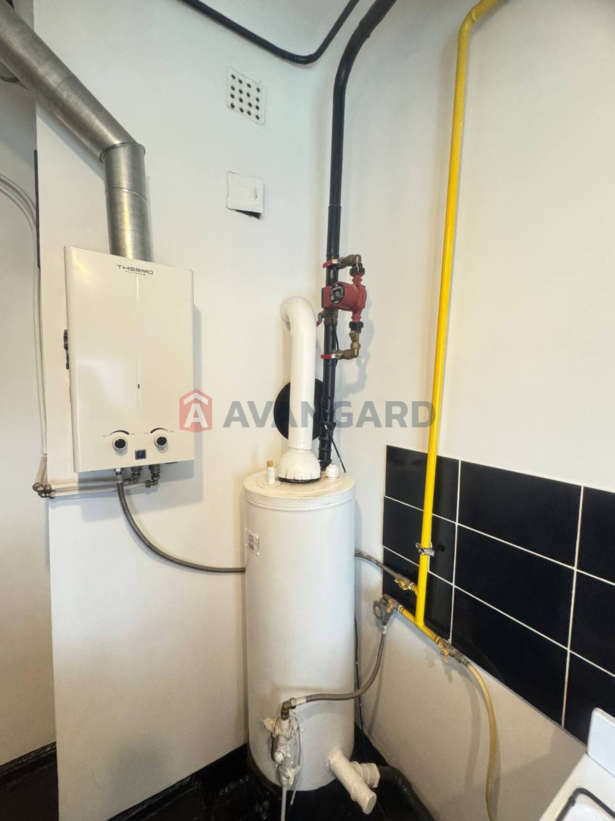 2 ��. ��������, 46/-/8 ��. �., 1/2 ������ ���� 9