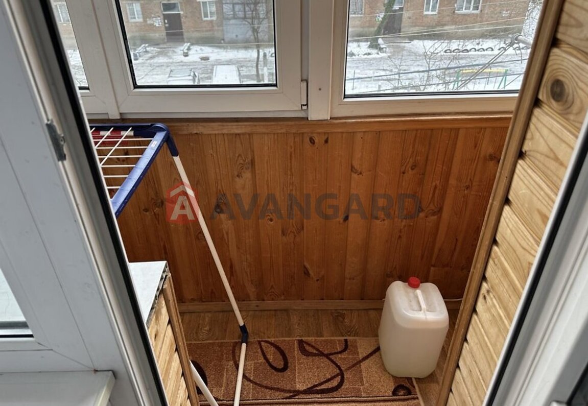 2 ����. ��������, 45/27/6 ��. �., 3/5 ���� ���� 6