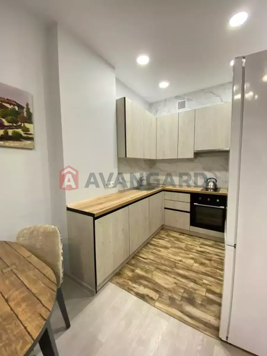 2 ��. ��������, 57/-/- ��. �., 8/12 ������ ���� 11