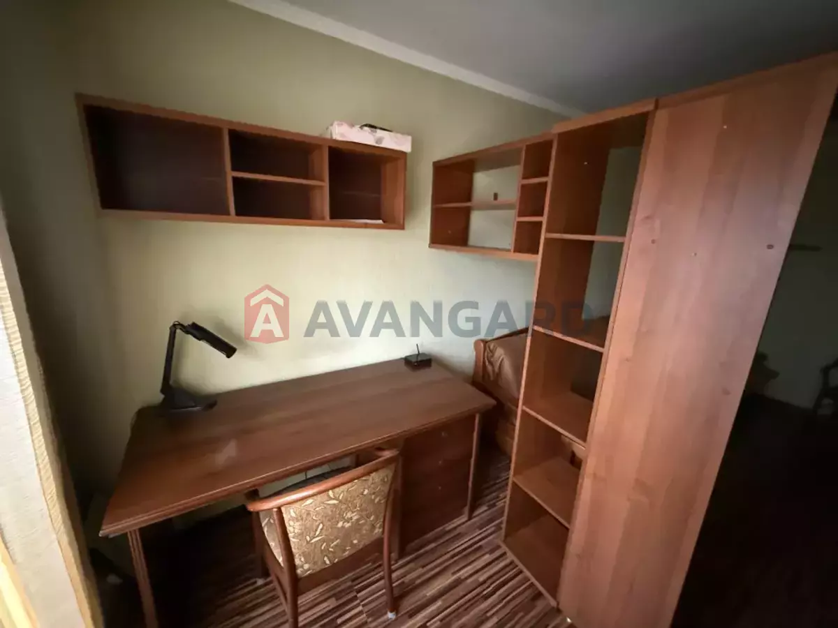 1 ��. ��������, 32/17/7 ��. �., 5/5 ������ ���� 7