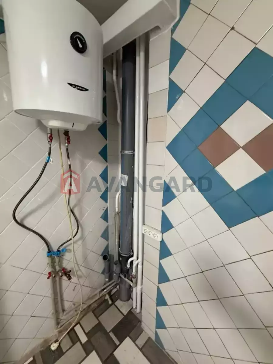 3 ��. ��������, 61/44/8 ��. �., 5/9 ������ ���� 12