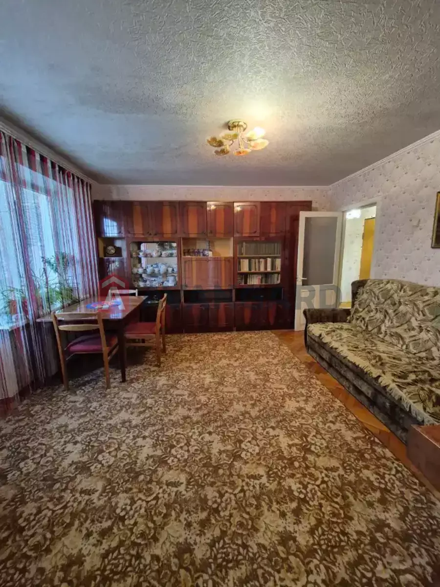 3 ����. ��������, 68/-/6 ��. �., 6/9 ���� ���� 7