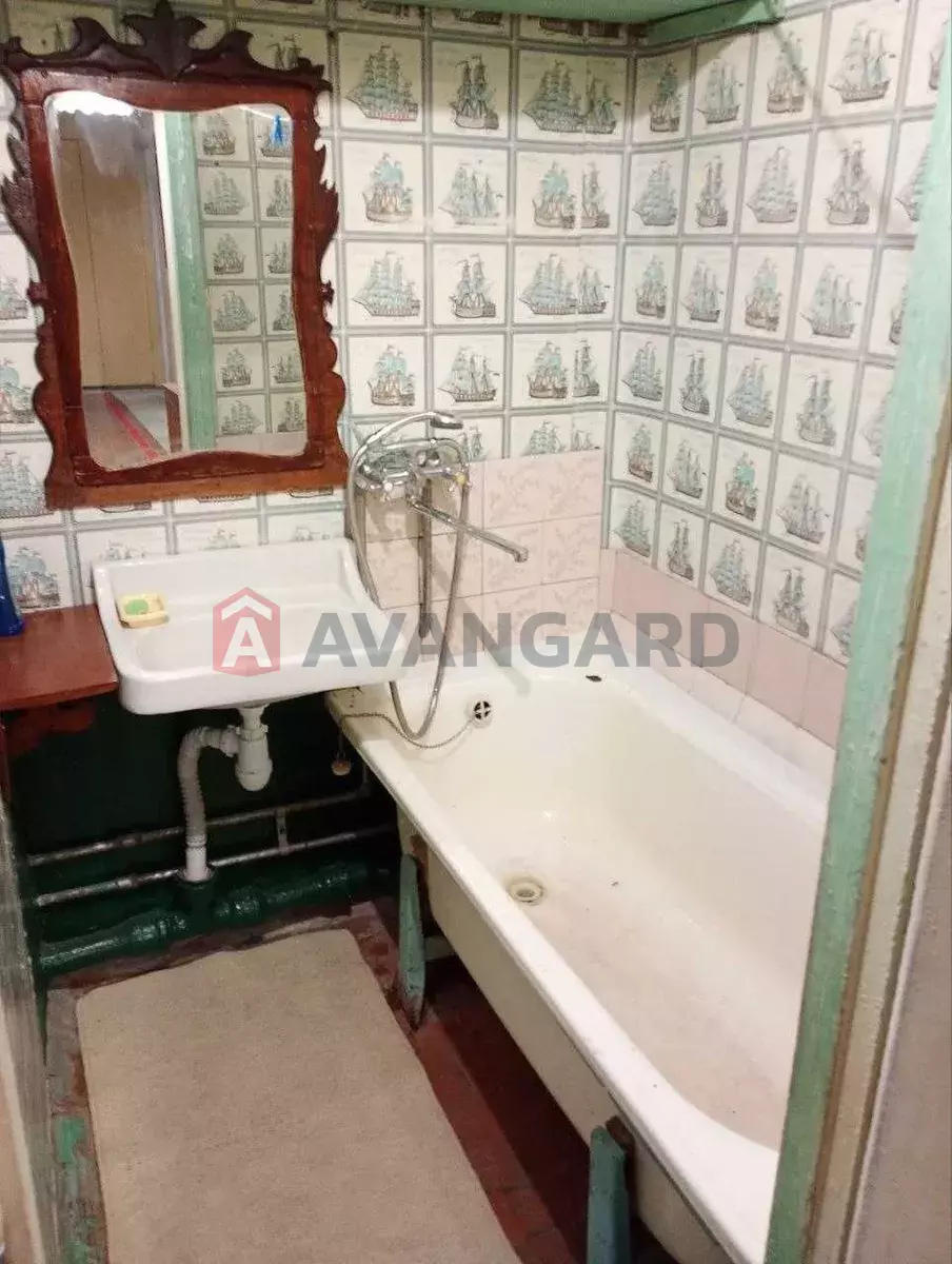 3 ��. ��������, 70/-/9 ��. �., 9/9 ������ ���� 6