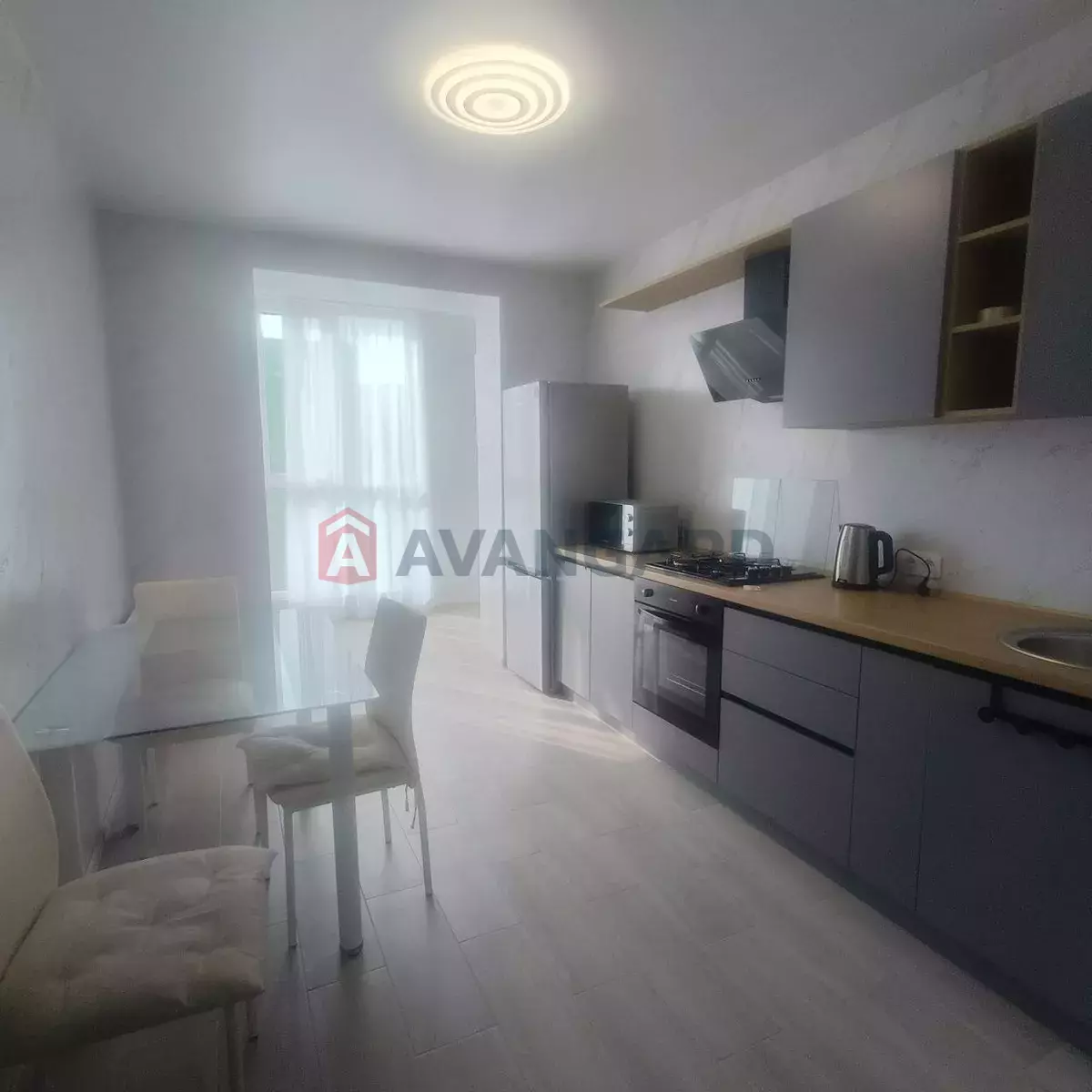 1 ��. ��������, 44/-/7 ��. �., 9/10 ������ ���� 8