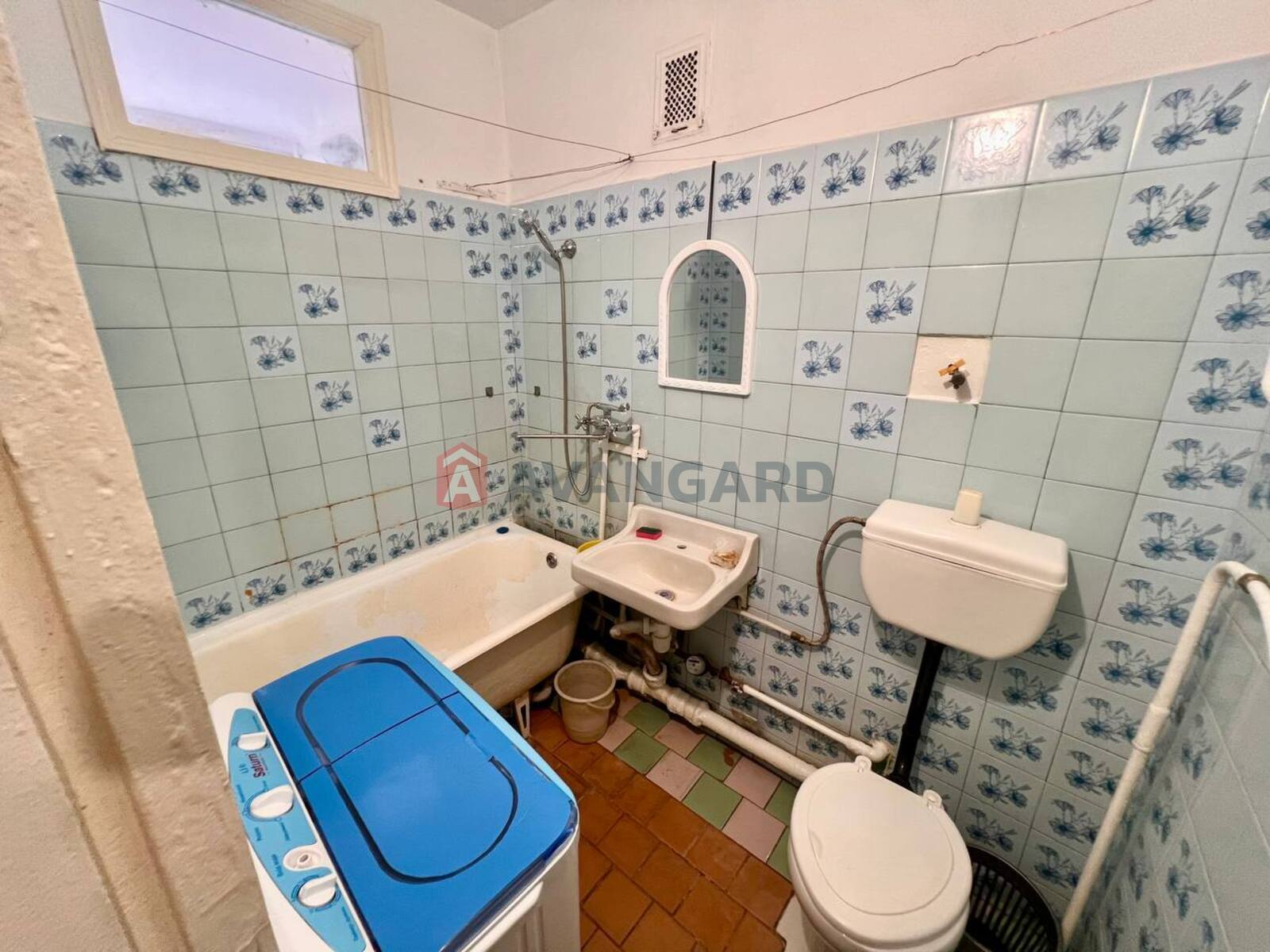 1 ����. ��������, 30/-/- ��. �., 2/5 ���� ���� 7